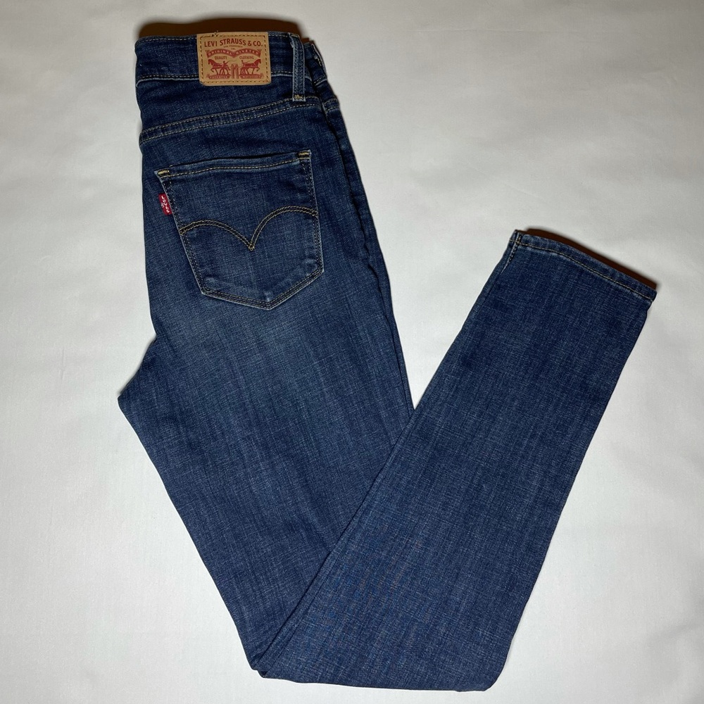 Levi’s 721 jeans. Size 28